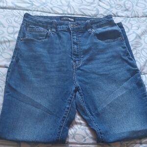 Fashion Nova Jeans Size 13 Clean, No Stains, Good Condition.High Rise Used.